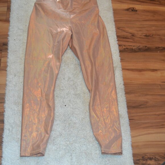 Iridescent Fabletics Leggings. Size M   Only wore a few times. - Picture 2 of 5